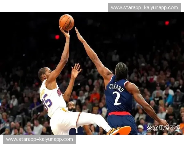 宿命之战：为何NBA火箭vs勇士的回放，永远是篮球迷心中挥之不去的史诗？